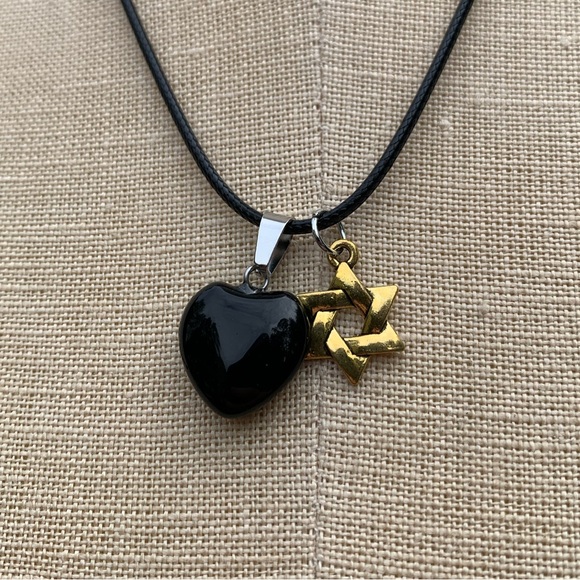 Handmade Heart Obsidian Stone Amulet with Star of David Charm - Picture 7 of 9